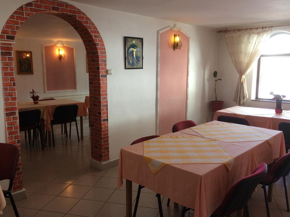 Pension Casa Alba Slanic-Moldova Bagian luar foto