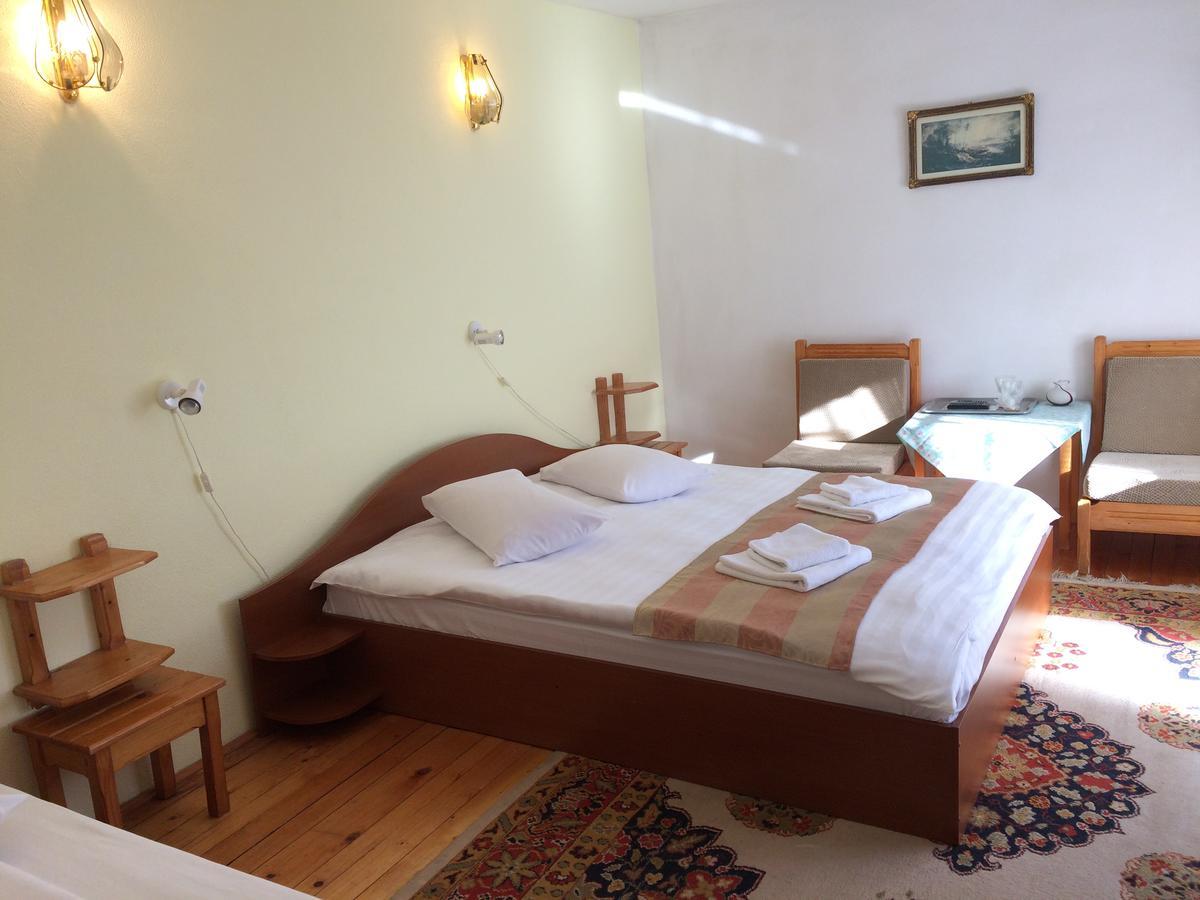 Pension Casa Alba Slanic-Moldova Bagian luar foto